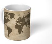 Mok - Wereldkaart - Papyrus - Quote - 350 ML - Beker - Mok met Tekst