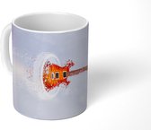 Mok - Een gitaar vliegt door de lucht - 350 ML - Beker