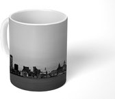 Mok - Liverpool - Skyline - Zwart - Wit - 350 ML - Beker