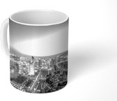 Mok - Verlichting in de Chinese stad Hangzhou - zwart wit - 350 ML - Beker