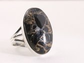 Grote ovale zilveren ring met zwarte koperturkoois - maat 18.5