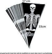 50 Langwerpige Puntzakken - Uitdeelzakken - 17 x 33 cm - Halloween Party - Skelet - Skeleton - Geraamte - Kado - Feestje - Cellofaan Plastic Traktatie Kado Zakjes - Snoepzakjes - K