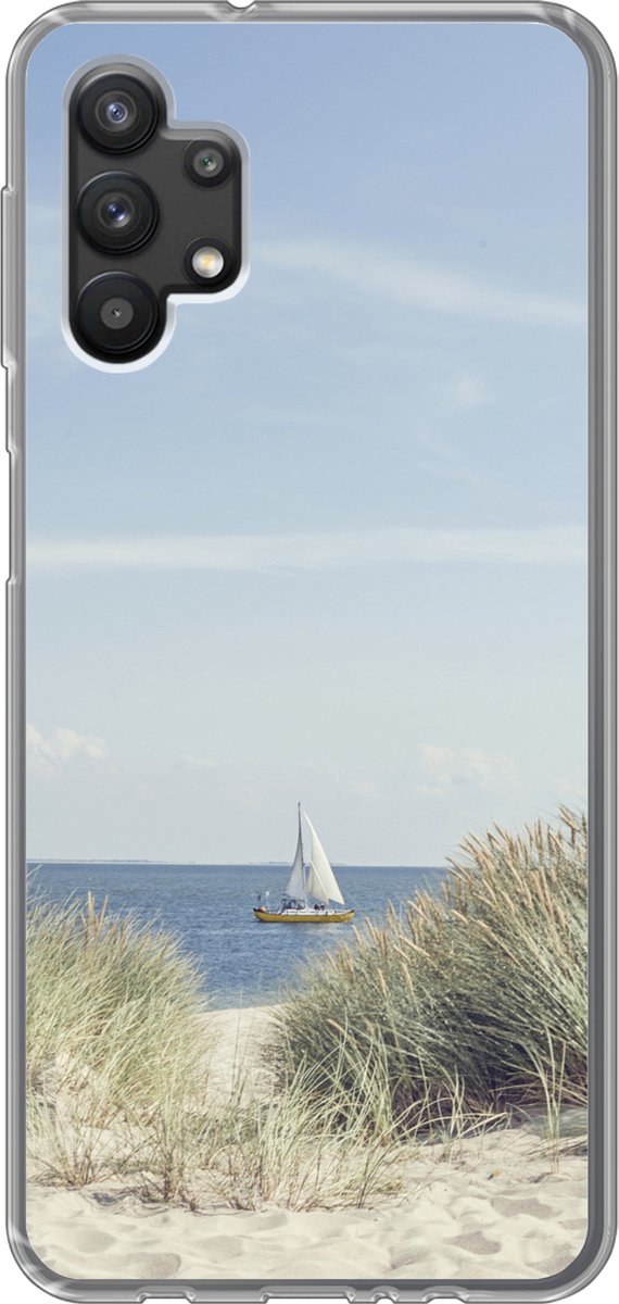 Telefoonhoesje Geschikt voor Samsung Galaxy A32 5G hoesje - Noordzee - Duinen - Boot - Siliconen Telefoonhoesje Telefoonhoesje