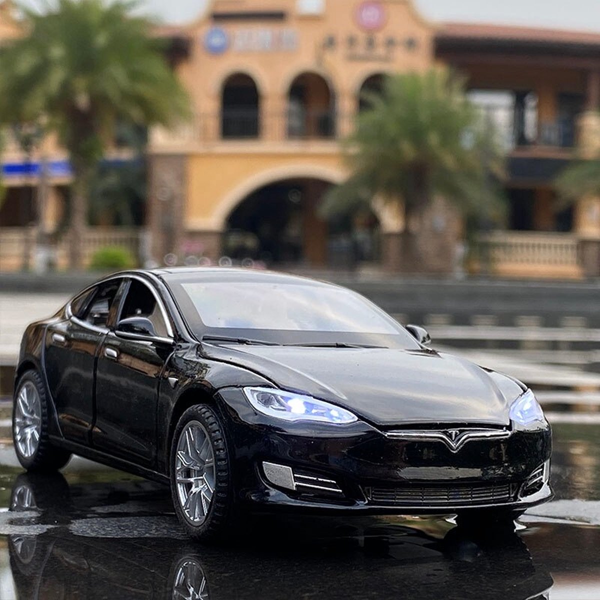 Tesla Model S - Modelauto - Geluid en Licht - Speelgoed Autos - 1:32 - Zwart