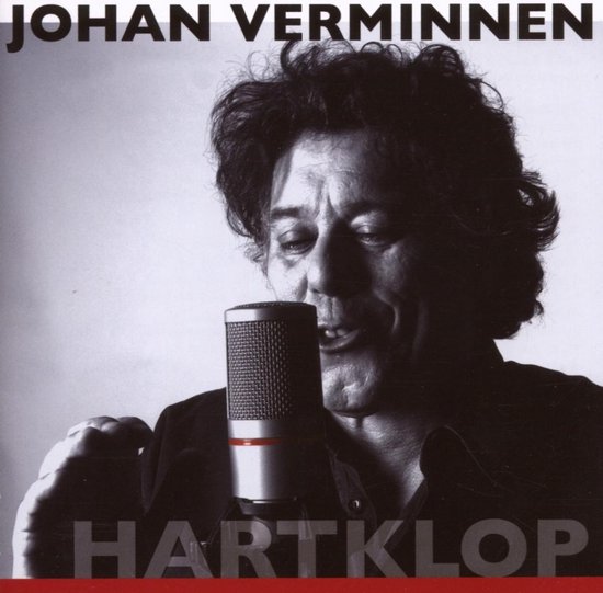 Johan Verminnen met "Hartklop" geschreven, zingt in de microfoon.