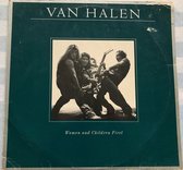 Van Halen ‎– Women And Children First 1980 LP is in Nieuwstaat. Hoes zie Foto's