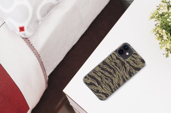 Coque iPhone 12 - Motif camouflage à rayures - Coque de téléphone en Siliconen
