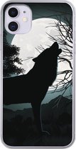 Geschikt voor iPhone 11 hoesje - Wolf - Silhouet - Maan - Siliconen Telefoonhoesje