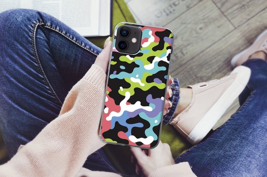 Coque iPhone 12 - Motif camouflage coloré - Coque de téléphone en Siliconen