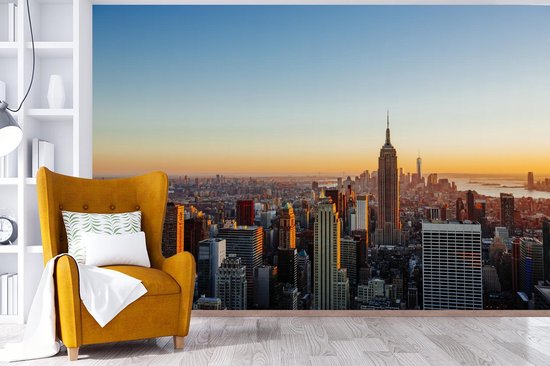 Papier peint Papier peint photo en vinyle - Skyline de New York avec un coucher de soleil largeur 390 cm x hauteur 260 cm - Tirage photo sur papier peint (disponible en 7 tailles)