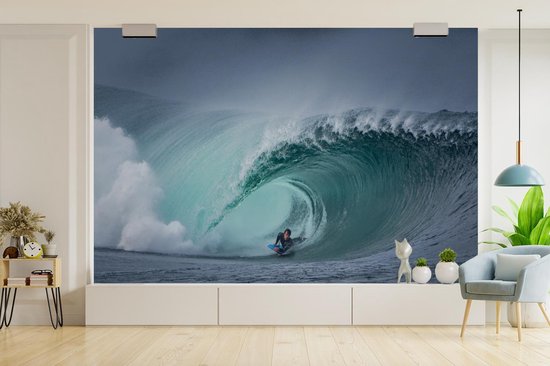 Papier peint photo peint photo vinyle - Surfer en grande vague largeur 360 cm x hauteur 240 cm - Tirage photo sur papier peint (disponible en 7 tailles)