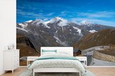 Behang - Fotobehang De Großglockner Hochalpenstraße met de bergtoppen in Oostenrijk - Breedte 390 cm x hoogte 260 cm