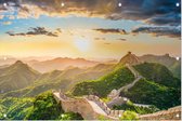 Zonsopkomst bij de eeuwenoude Grote Muur van China - Foto op Tuinposter - 60 x 40 cm