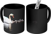 Magische Mok - Foto op Warmte Mokken - Koffiemok - Vogels - Zwaan - Kuiken - Magic Mok - Beker - 350 ML - Theemok