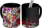 Magische Mok - Foto op Warmte Mok - Een bloemdessin met felle kleuren - 350 ML