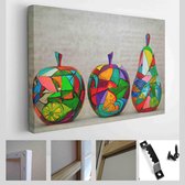 Decoratieve veelkleurige appels en peren. Hedendaagse kunst, decoratief fruit gemaakt van hout, met de hand beschilderd - Modern Art Canvas - Horizontaal - 326744117