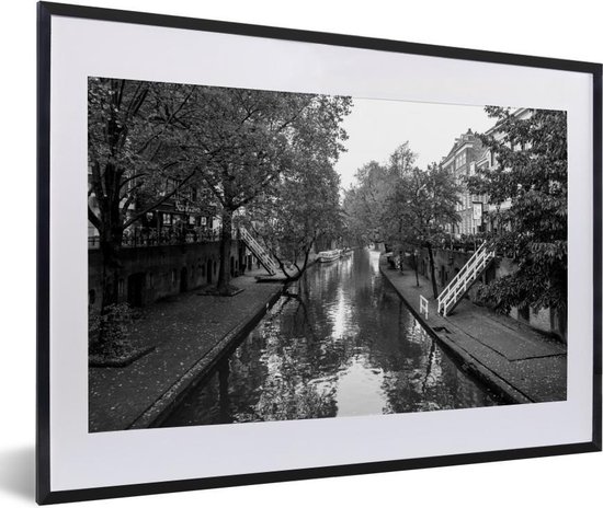 Fotolijst incl. Poster Zwart Wit- Uitzicht op de Oude gracht in Utrecht - zwart wit - 60x40 cm - Posterlijst