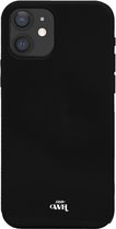 Siliconen hoesje zwart geschikt voor iPhone 11 hoesje siliconen - Zwarte kleur - Hoesje geschikt voor iPhone 11 zwart - zwart hoesje geschikt voor iPhone 11 - Stevig hoesje zwart -