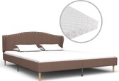 Bed Met Matras Stof Bruin 140X200 Cm
