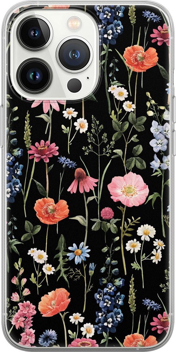 Leuke Telefoonhoesjes - Hoesje geschikt voor iPhone 13 Pro - Dark flowers - Soft case - TPU - Bloemen - Zwart