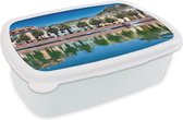 Broodtrommel Wit - Lunchbox - Brooddoos - De waterkant van Bosa Italië - 18x12x6 cm - Volwassenen