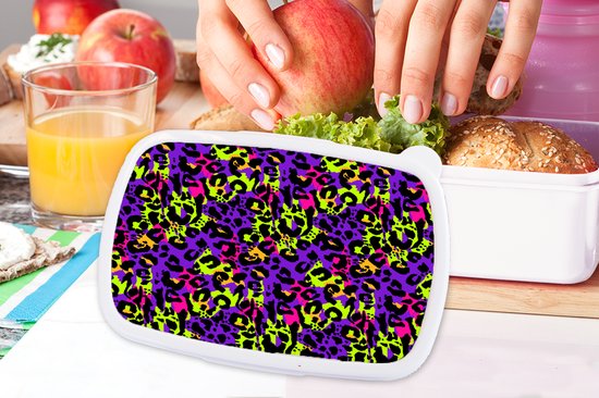 Broodtrommel Wit - Lunchbox Panterprint - Neon - Paars - Geel - Brooddoos 18x12x6 cm - Brood lunch box - Broodtrommels voor kinderen en volwassenen
