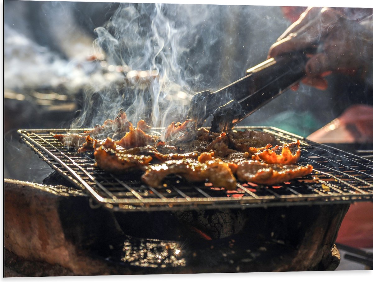 Dibond - Barbecue - Kool - Rook - Tang - Vlees - Bakken - Eten - Buiten - 80x60 cm Foto op