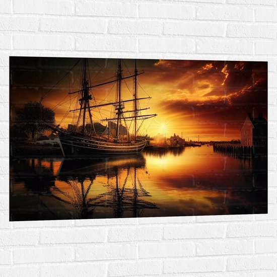 Muursticker - Zonnestralen van Zonsondergang op Zeilschip op het Water - 105x70 cm Foto op Muursticker