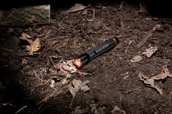 BLACK+DECKER LED Taschenlampe – 200 Lumen, 65 M Reichweite, 3 Modi, Kompakt & Robust