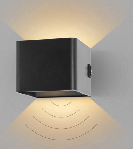 Oplaadbare wandlamp op accu - draadloze wandlamp op batterijen - met bewegingssensor - 10x10cm - zwart