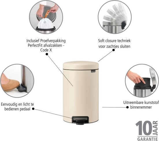 Crème Brabantia NewIcon pedaalemmer, met soft close en verwijderbare binnenemmer. Inclusief proefverpakking afvalzakken.