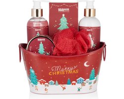 BRUBAKER Cosmetics Bad- en Doucheset Winterbessengeur - Cadeautip Vrouw - Cadeau Idee - 6-Delige Geschenkset in Decoratieve Metalen Badkuip Kerstmis - Kerstmis Set voor Vrouwen en Mannen - Cadeau - Kerstcadeau - Bodylotion - douchegel