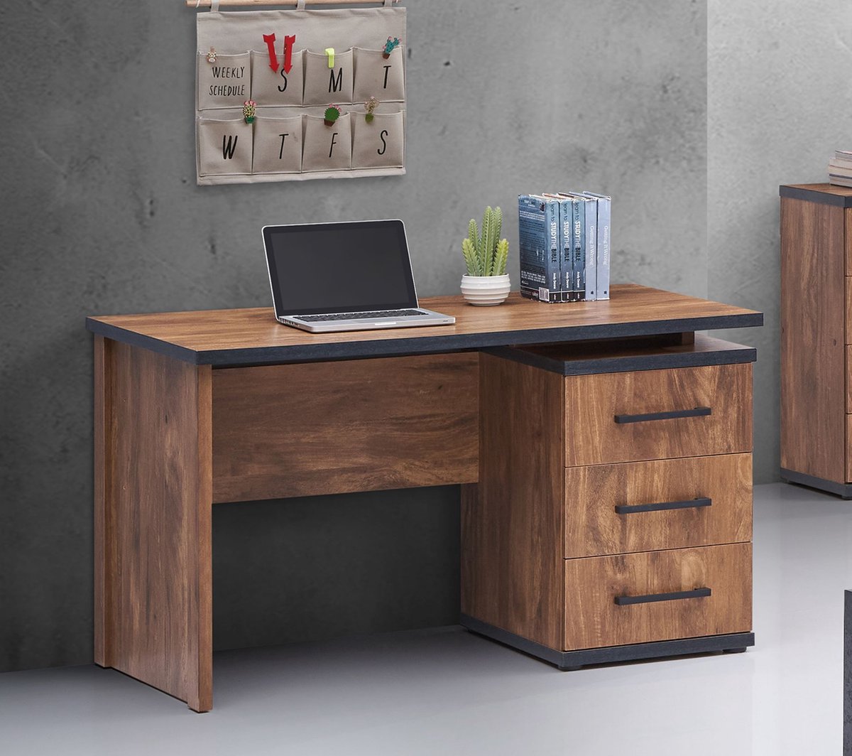 Belfurn - Ellen - bureau 130x70cm - kleur acacia bruin met zwart