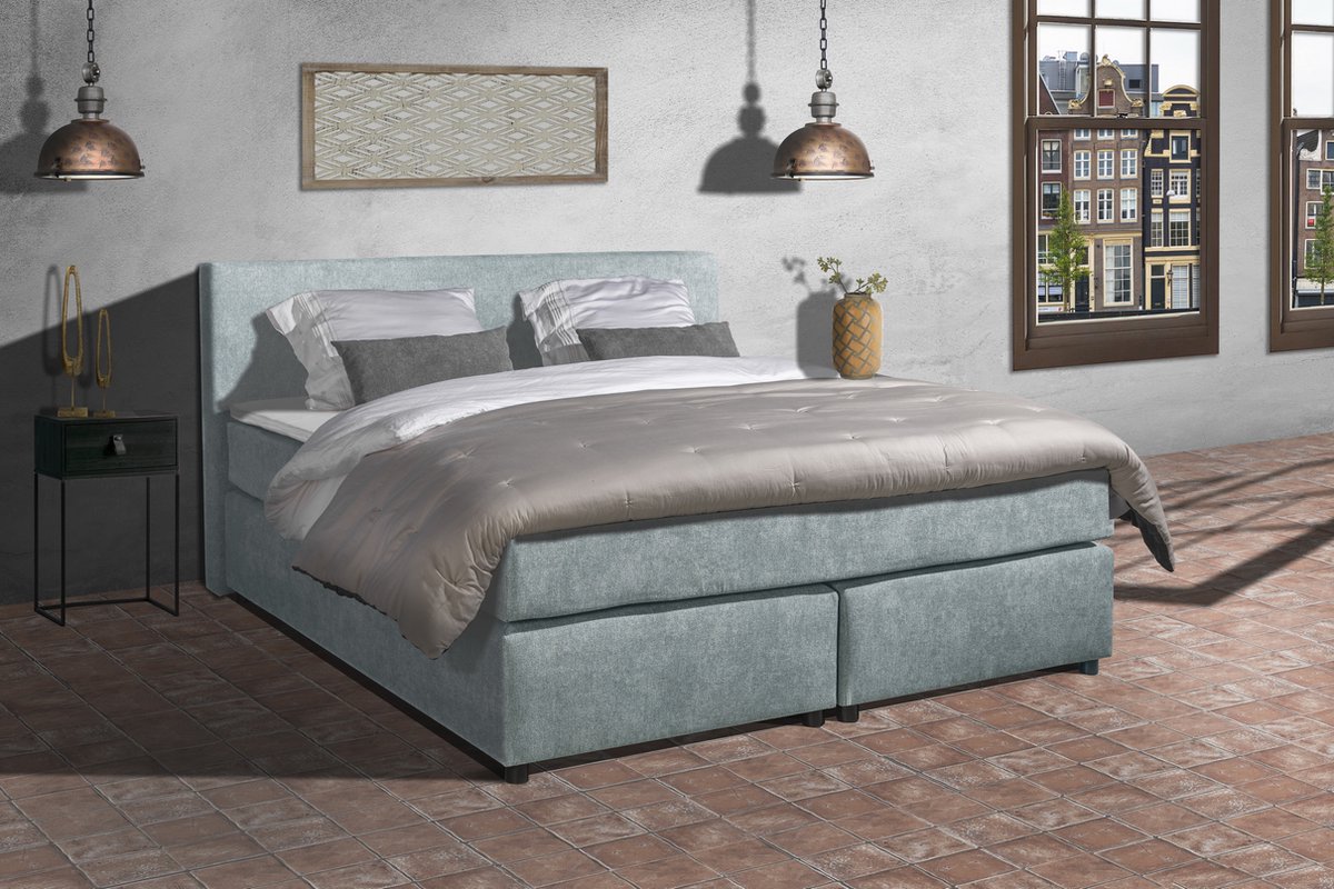 Anno 1588 - Boxspring Amsterdam - Pocketvering - IJsblauw - 200x200 cm - Inclusief Dekbed en Kussens - Kingsize Bed