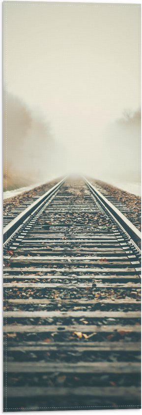 Vlag - Mist boven de Treinrails - 20x60 cm Foto op Polyester Vlag