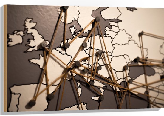 Hout - Kaart van Europa met Spijkers en Touwen - 90x60 cm - 9 mm dik - Foto op Hout (Met Ophangsysteem)