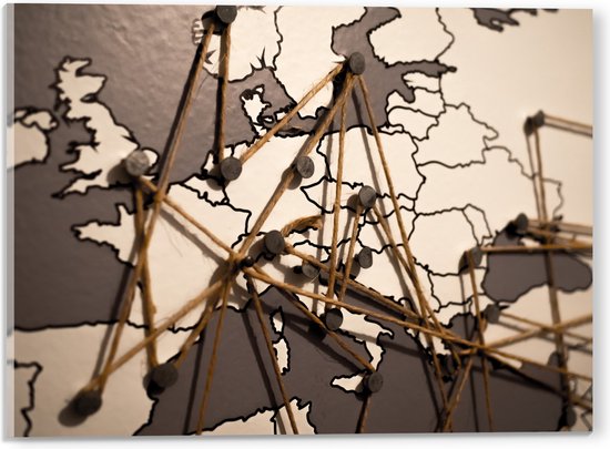 Acrylglas - Kaart van Europa met Spijkers en Touwen - 40x30 cm Foto op Acrylglas (Wanddecoratie op Acrylaat)