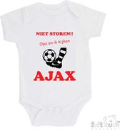 100% katoenen Romper "Niet storen!! Opa en ik kijken AJAX" Unisex Katoen Wit/rood/zwart Maat 68/74