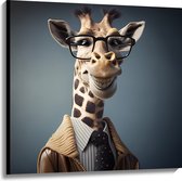 Canvas - Lachende Giraffe met Bril in Nette Blouse - 100x100 cm Foto op Canvas Schilderij (Wanddecoratie op Canvas)