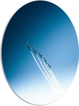 PVC Schuimplaat Ovaal - Vliegshow van Vijf Vliegtuigen op een Lijn - 42x56 cm Foto op Ovaal (Met Ophangsysteem)