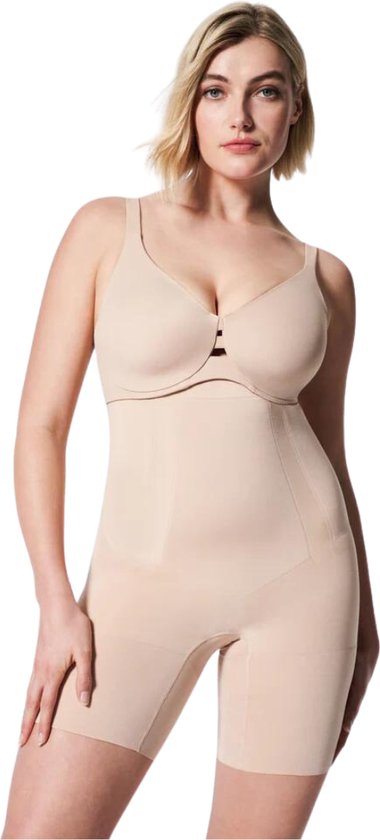 Spanx Thinstincts 2.0 - High-Waisted Mid-Thigh Short - Maat XL - Kleur Café  au Lait