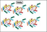 144x Mini houten knijpers assortie kleur - Feest party kaart knijpers foto knijpers white party