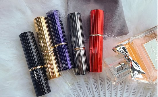 Foto: Parfumverstuiver navulbare parfumflessen draagbare verstuiver draagbare spuitfles zakverstuiver 5ml perfume atomizer