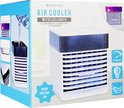 Doos van de Silvergear Air Cooler met LED-verlichting. Bevat afbeeldingen van water gieten, de cooler en snelheidsindicaties.