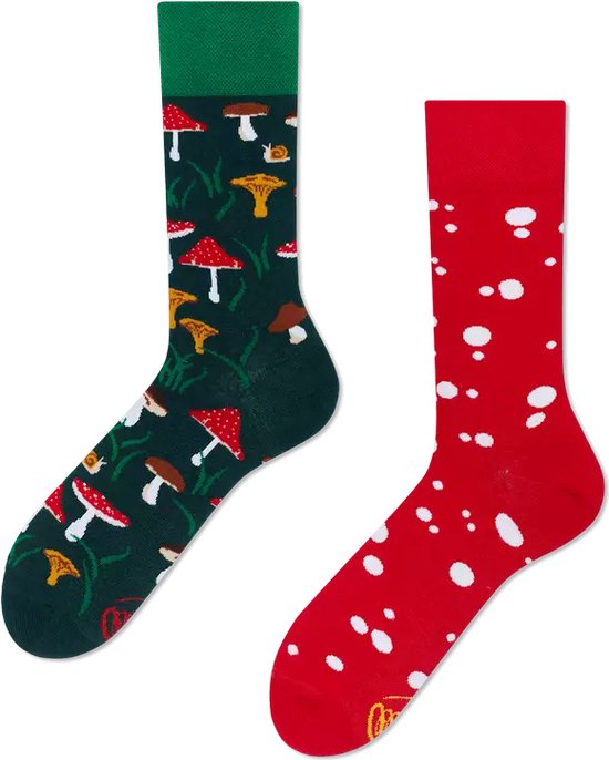 Many Mornings Socken Unisex — Erdbeer-Motiv, Bunt, Knöchelhoch, 80% Baumwolle