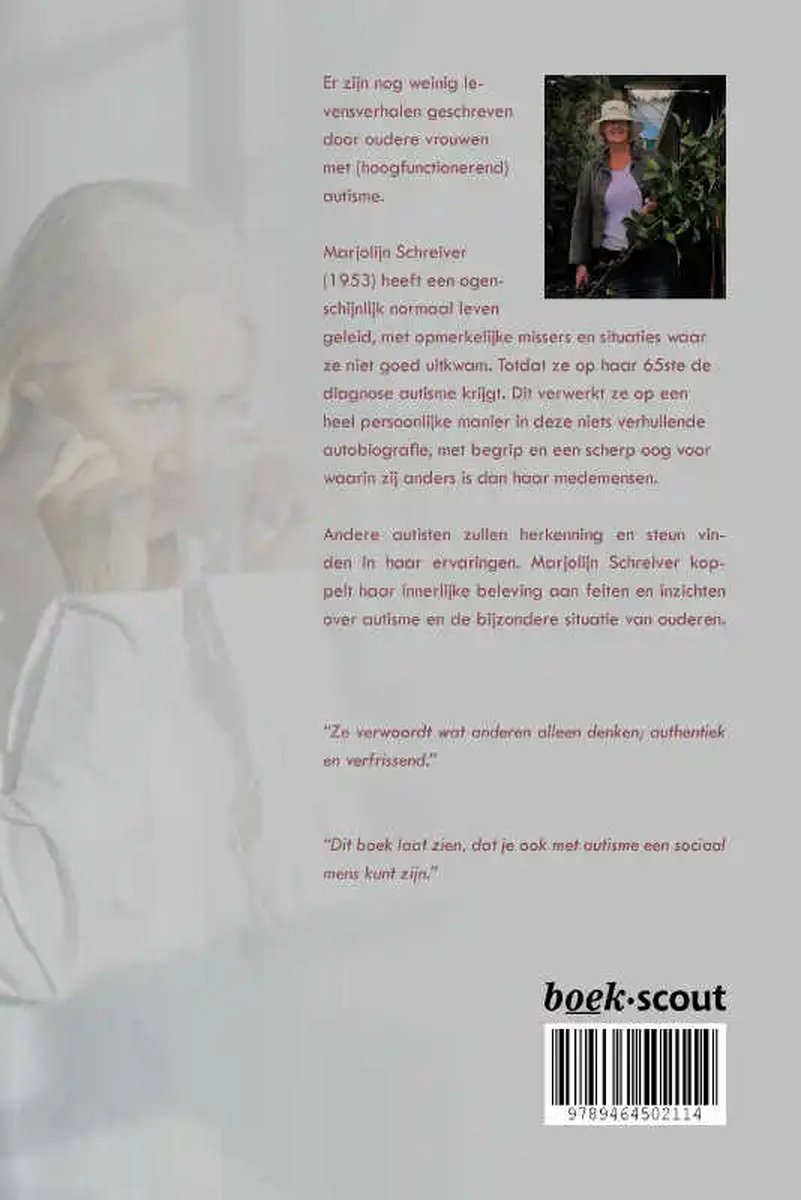 Boek met op de achterkant een foto van Marjolijn Schreiver, een vrouw met grijs haar en een hoed, in de natuur. Tekst met boekgegevens.