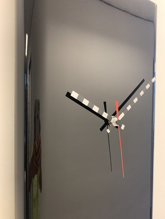 Horloge murale CHANTALBRANDO -- SARAGOSSA BLACK -- DESIGN MODERNE -- MADE IN HOLLAND