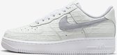 NIKE AIR FORCE 1 07 LOW SNEAKER MAAT 39