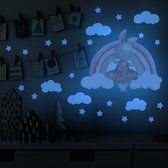 Stickerkamer® Glow in the dark muursticker konijn regenboog kinderkamer | wanddecoratie| kinderen | wolken en sterren