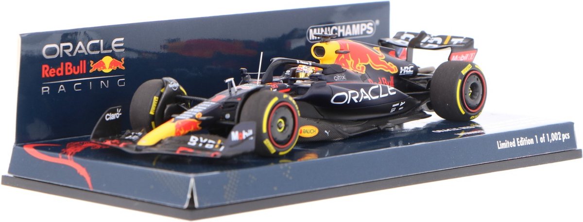 Oracle Red Bull Racing RB18 #1 Winner Azerbaijan GP 2022 - 1:43 - Minichamps
